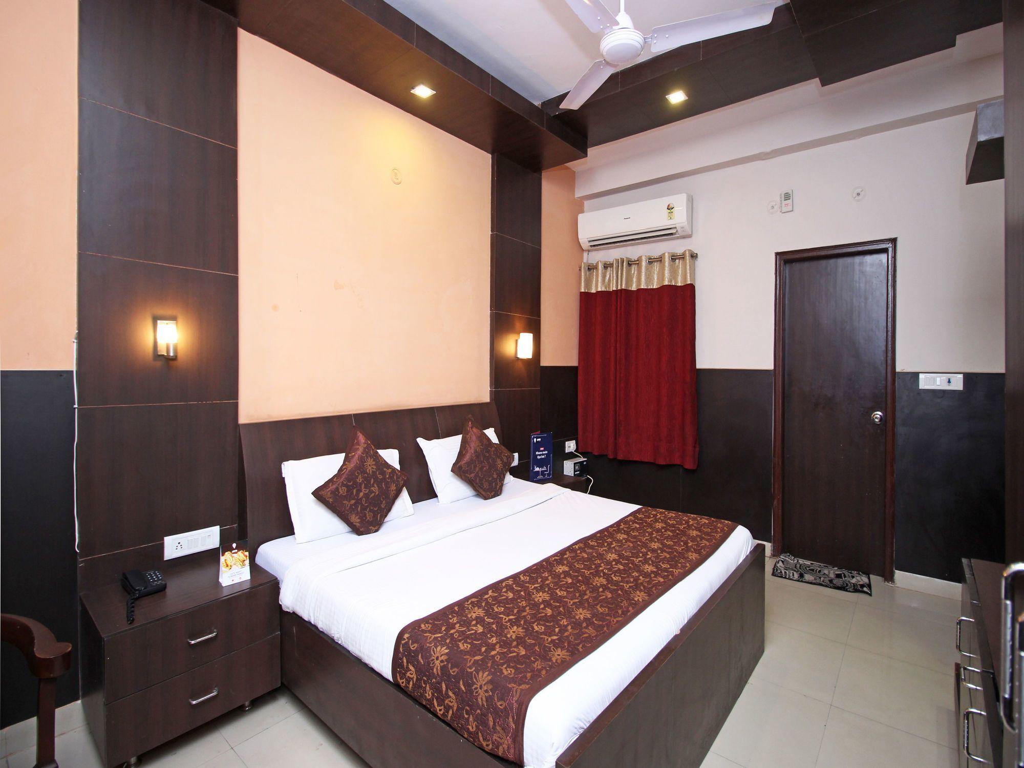 Oyo 576 Hotel Shree Kanta Residency 구르가온 외부 사진